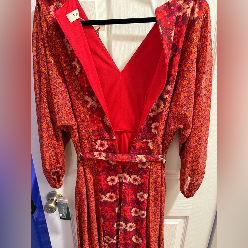 NWT Taylor Red/Orange/Pink Floral Dress - Picture 2 of 3